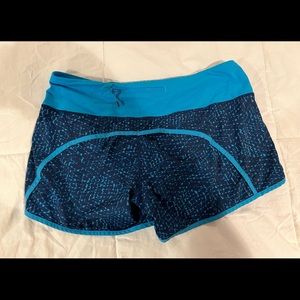 Woman’s lululemon shorts